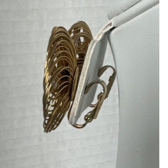 Vintage Stamped SAC Earrings Clip On wire with gemstone in the middle - Picture 8 of 15